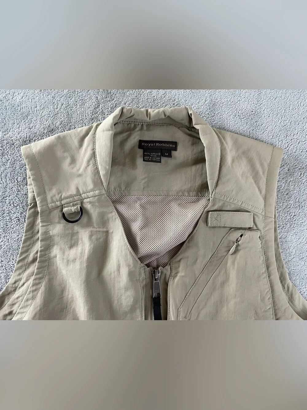 Royal Robbins Vest Men's M / S Fishing Hunting Field Utility Mesh Lined Khaki